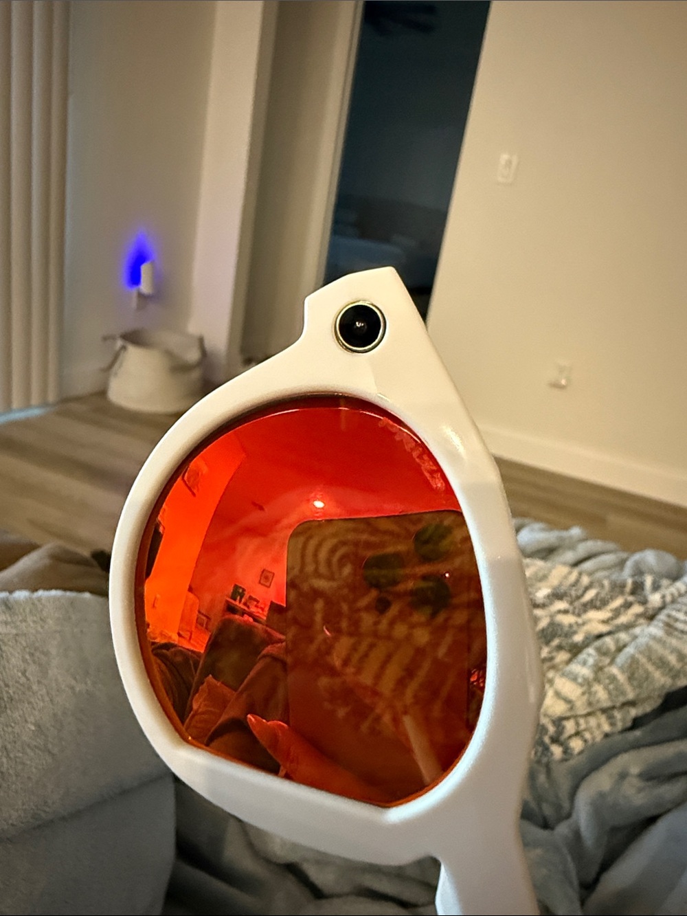 Oakley White Frame Sunglasses with Red Mirrored Lenses - Picture 8 of 15